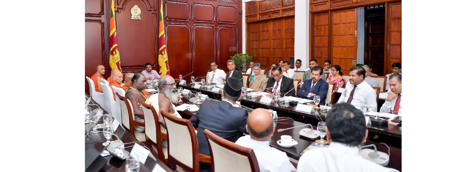 විෂ මත්ද්‍රව්‍ය නවතන මෙහෙයුම් සභාව රැස්වෙයි..